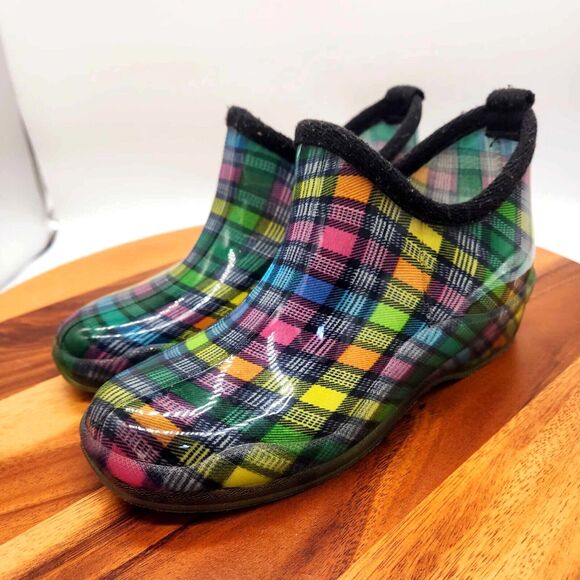 Capelli NY Womens 7 Ankle Rain Garden Boots Rainbow Plaid Short Slip On RBT-3352 - Picture 1 of 11
